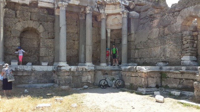 Сиде. State Agora