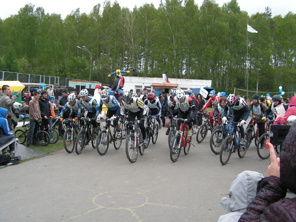VeloBoom2008 Старт профи.jpg