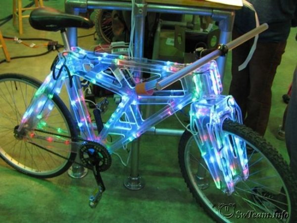 1247725922_pimped_bikes_21.jpg